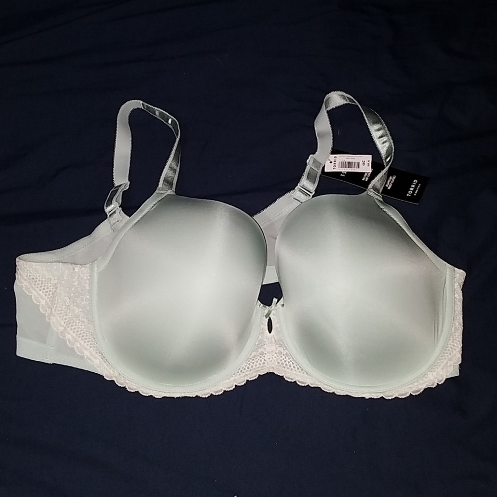Brand new Torrid T-shirt bra